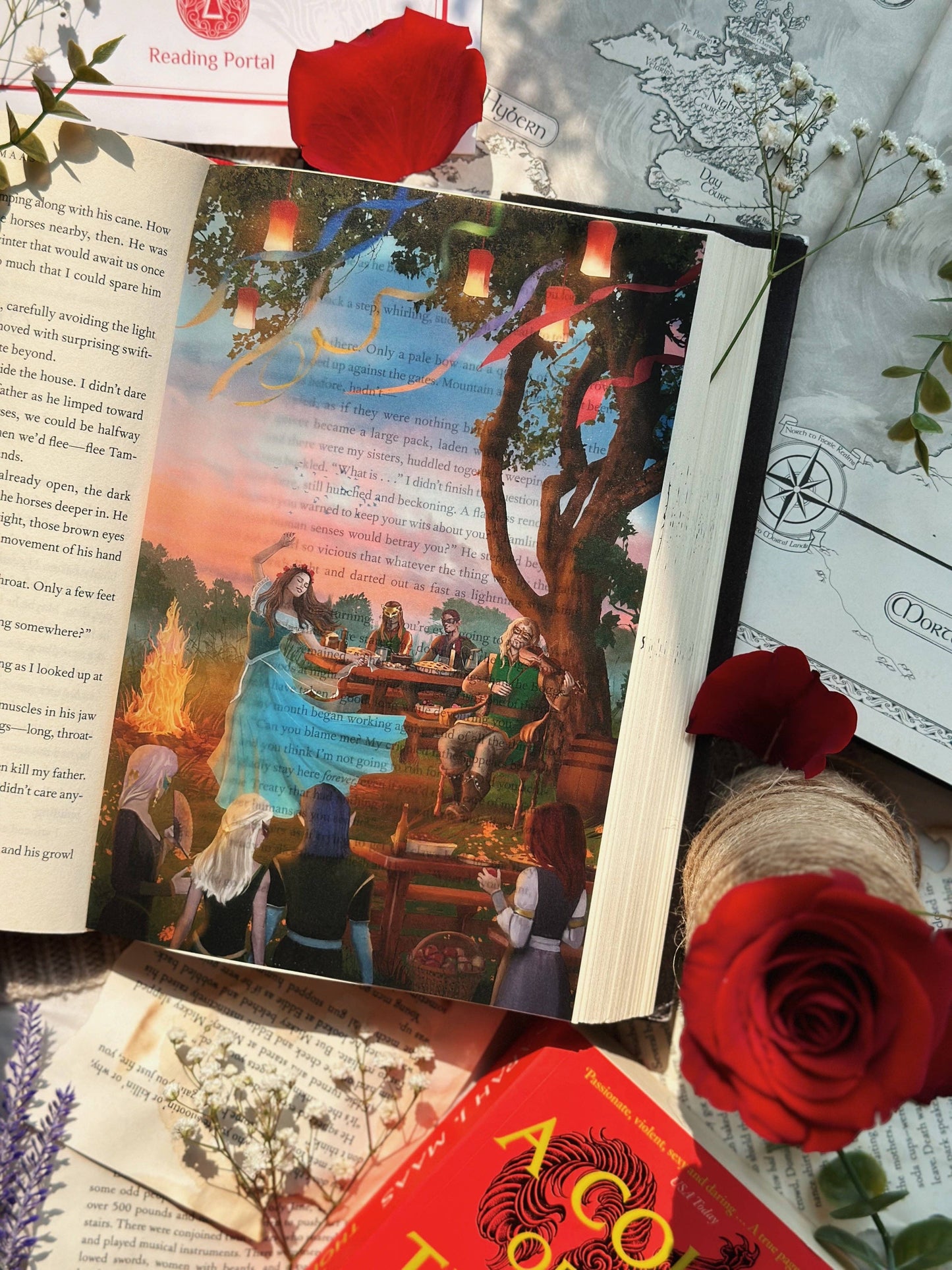 ACOTAR collectible hardback overlays – illustrated inserts for popular fantasy series