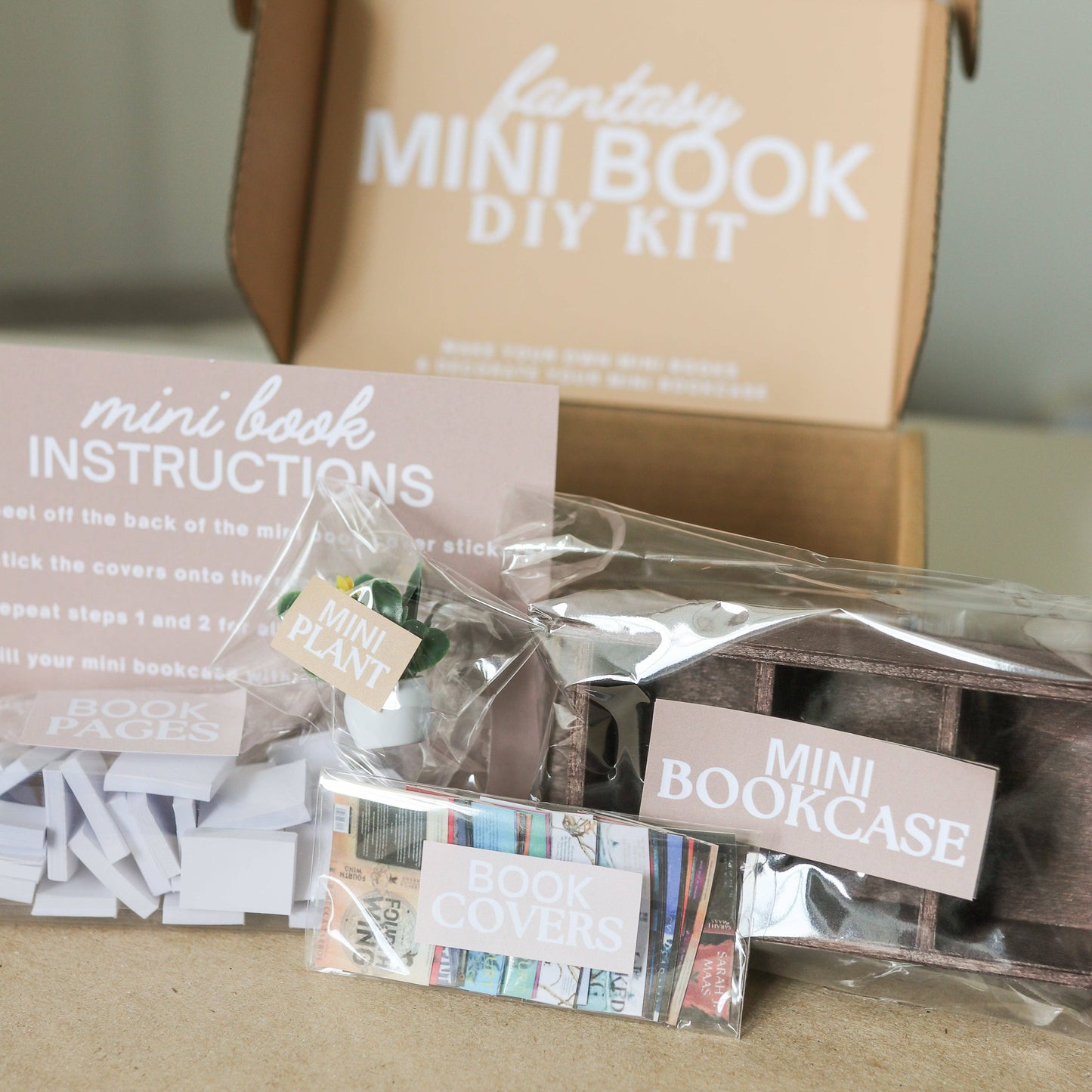 Fantasy Mini Book DIY KIT: White / Deluxe Bookcase