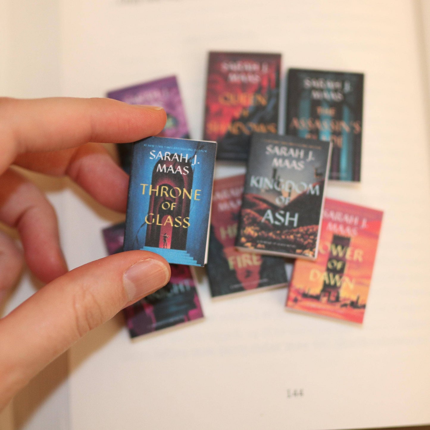 Handmade Mini Sarah J Maas Throne Of Glass Series Set