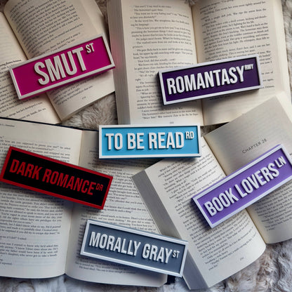 Spicy Reader Street Sign | Bookshelf Decor: Red