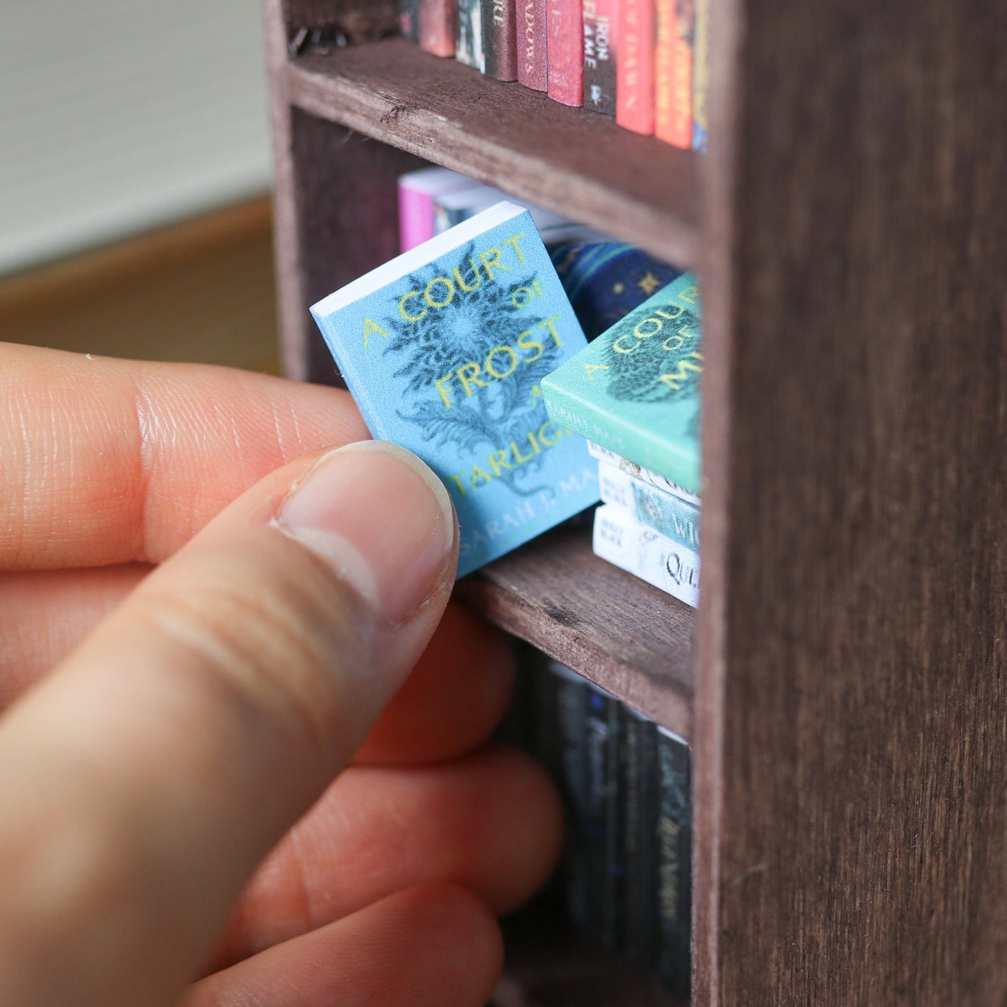 Fantasy Mini Book DIY KIT: White / Deluxe Bookcase
